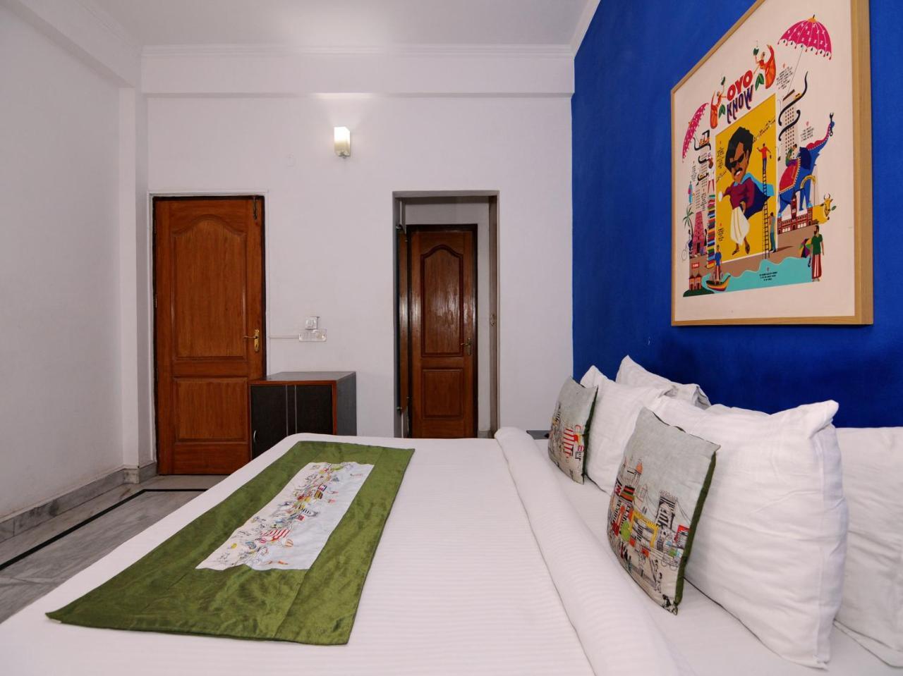 Oyo Flagship 592 Hauz Khas Village New Delhi Exterior foto